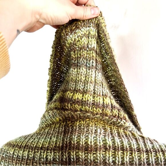 Handknit Yellow and Tan Cottagecore Shrug - Picture 6 of 6